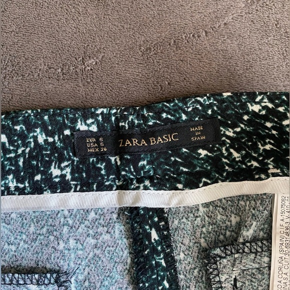 Zara patterned pants - Picture 3 of 3